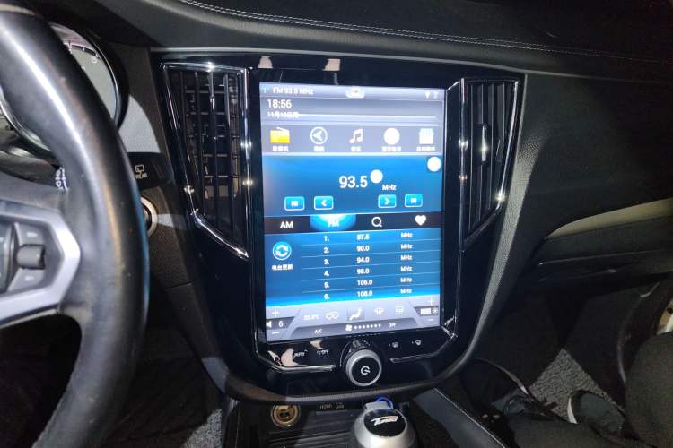 Used Zotye SR7 2016 1.5T CVT Cube Heart Edition China V Standard
