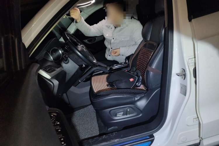 Used Zotye SR7 2016 1.5T CVT Cube Heart Edition China V Standard
