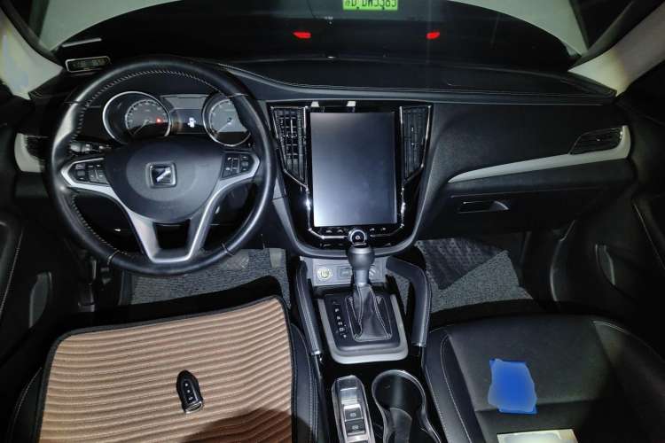 Used Zotye SR7 2016 1.5T CVT Cube Heart Edition China V Standard
