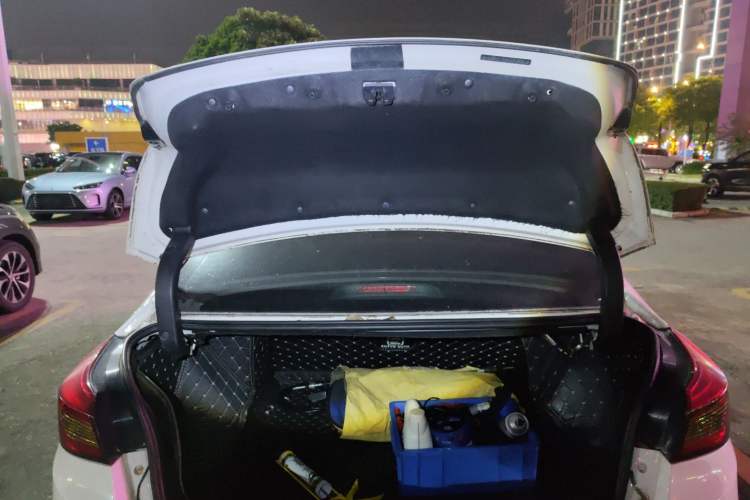 Used Zotye Z500 2015 1.5T CVT Luxury Model
