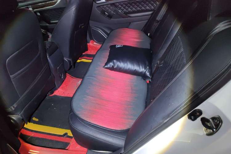 Used Zotye Z500 2015 1.5T CVT Luxury Model
