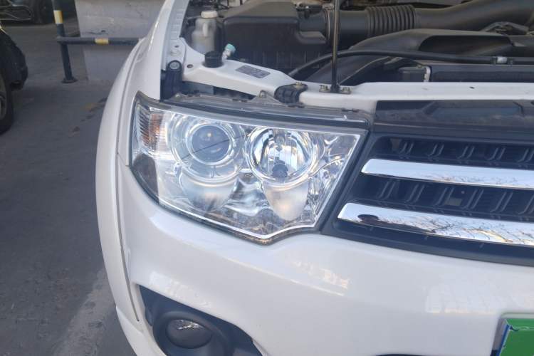 Used Mitsubishi Pajero Sport 2013 3.0L Automatic 4x4 Flagship Edition