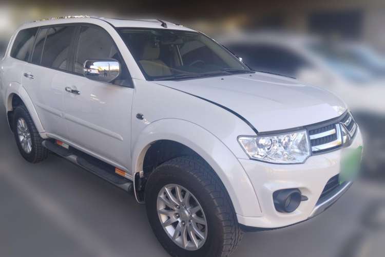 Used Mitsubishi Pajero Sport 2013 3.0L Automatic 4x4 Flagship Edition