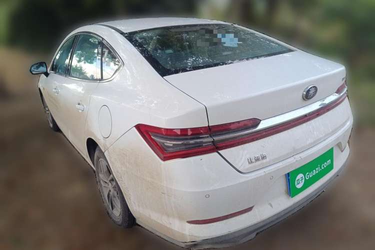 Used BYD Qin Pro 2019 Super Edition 1.5TI Automatic Smart Connect FENGSHANG Model China VI Standard