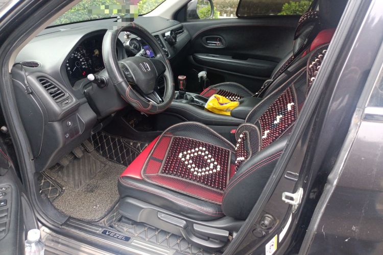 Used Honda Vezel 2015 1.5L manual two-wheel drive Comfort trim level
