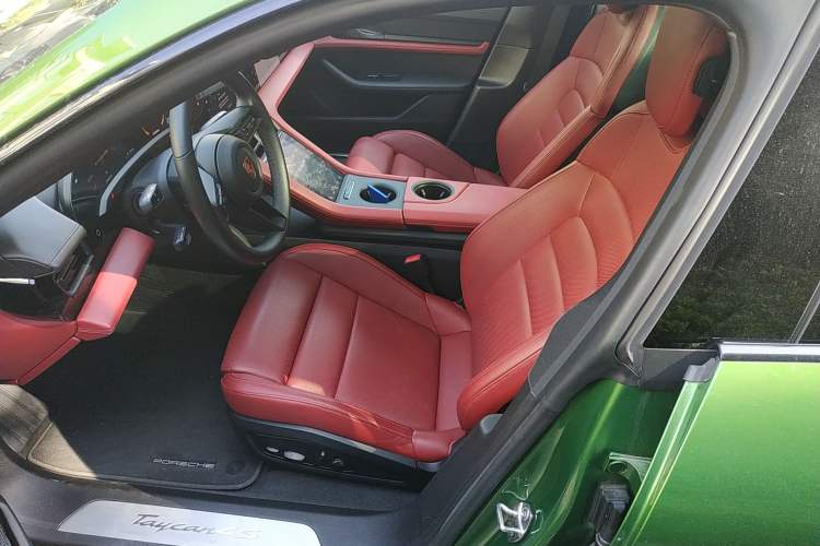 Used Porsche Taycan 2019 Taycan 4S
