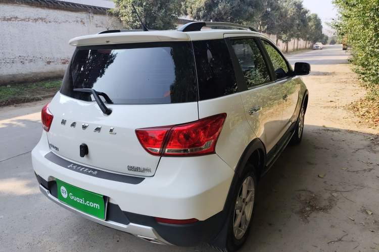 Used Haval H1 2017 Red-Label 1.5L AMT Comfort Model