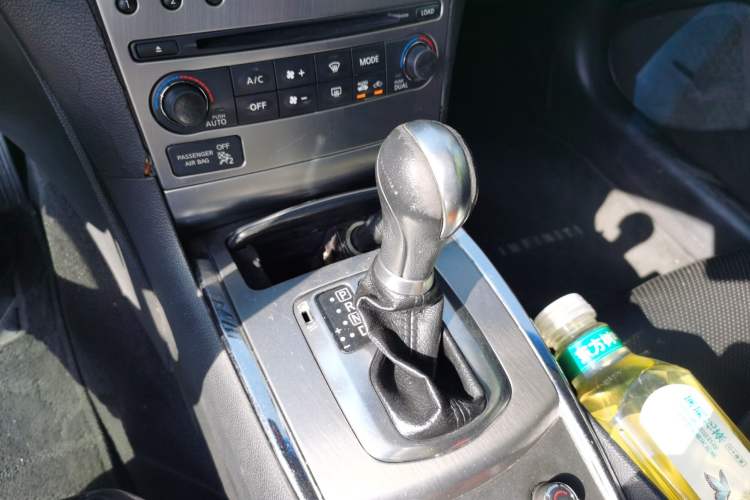 Used Infiniti G Series 2010 G25 Sedan Luxury Sport Edition