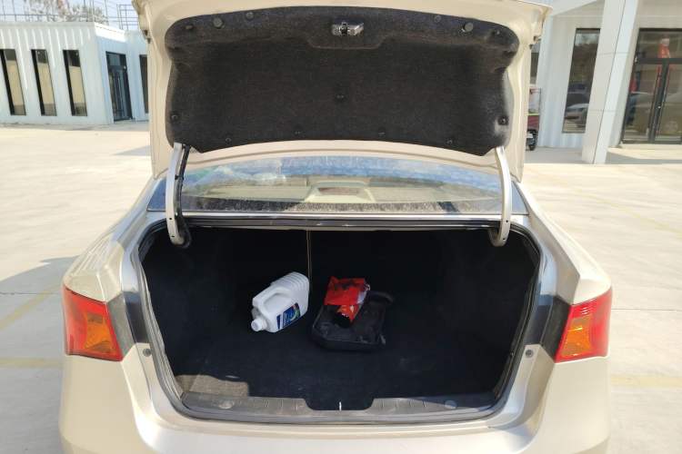 Used Roewe 350 2012 1.5L Automatic Smart Value Edition