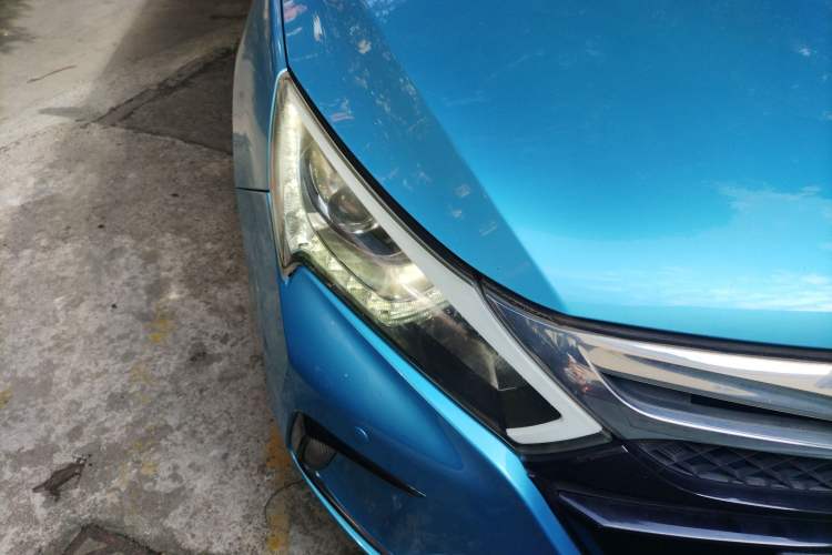 Used BYD Qin New Energy 2015 1.5T Dual-Crown Flagship Plus Edition
