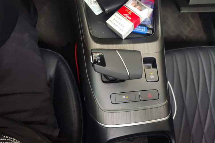 Used CHANGAN Eado DD 2023 Blue Whale NE 1.5T GDI DCT Flagship Model Gear Lever