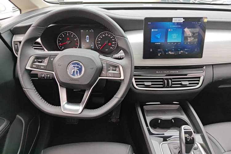 Used BYD Song MAX 2021 Upgraded Model 1.5T Automatic Luxury 6-Seater Interior 4