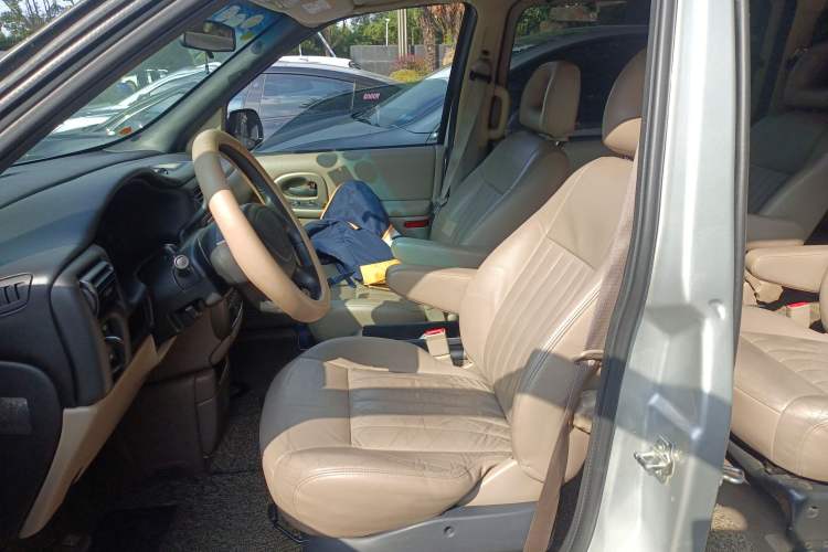 Used Buick GL8 2007 2.5L GT Elite Edition
