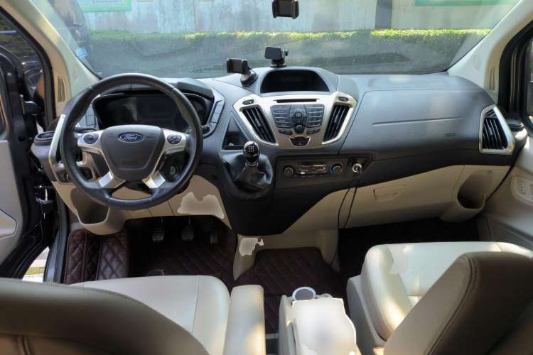 Used Ford Tourneo Custom 2016 2.0T Manual Elite Edition