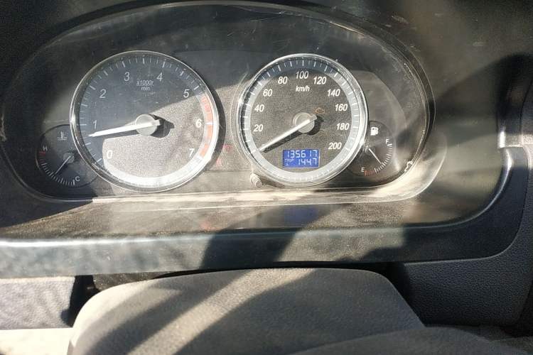 Used BAIC Weiwang M20 2013 1.5L Prestige Version BJ415B Odometer Close Up