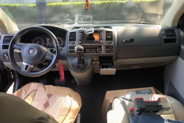 Used Volkswagen Caravelle 2014 2.0 TSI Four-Wheel Drive Comfort Edition
