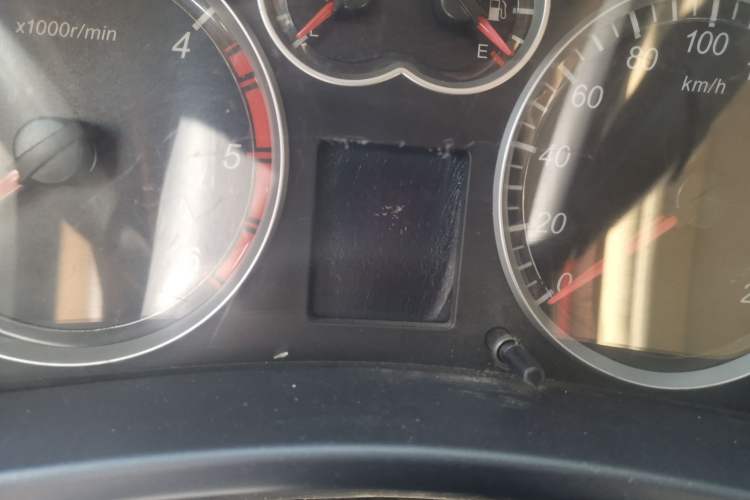 Used Haval H5 Classic 2010 European-style Model Green Quiet 2.0T Manual Two-Wheel Drive Luxury Version