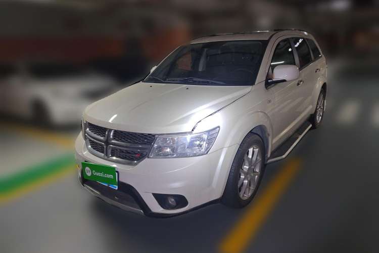 Used Dodge Journey 2013 2.4L Two-Wheel Drive Luxury Version