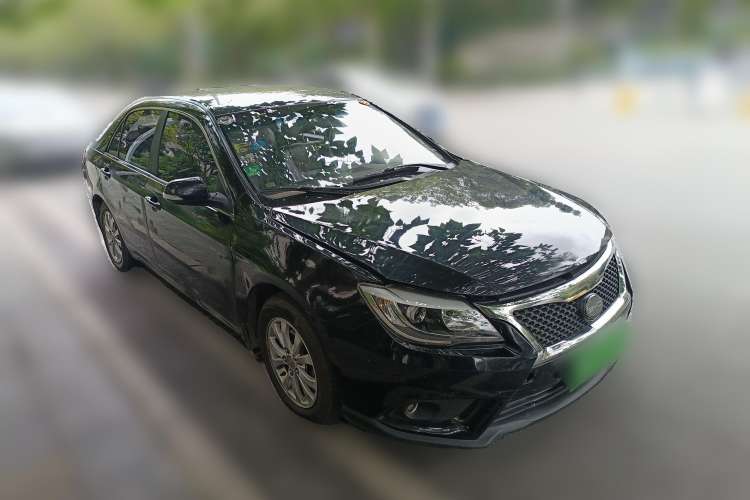 Used BYD G6 2013 2.0L Manual Luxury Version