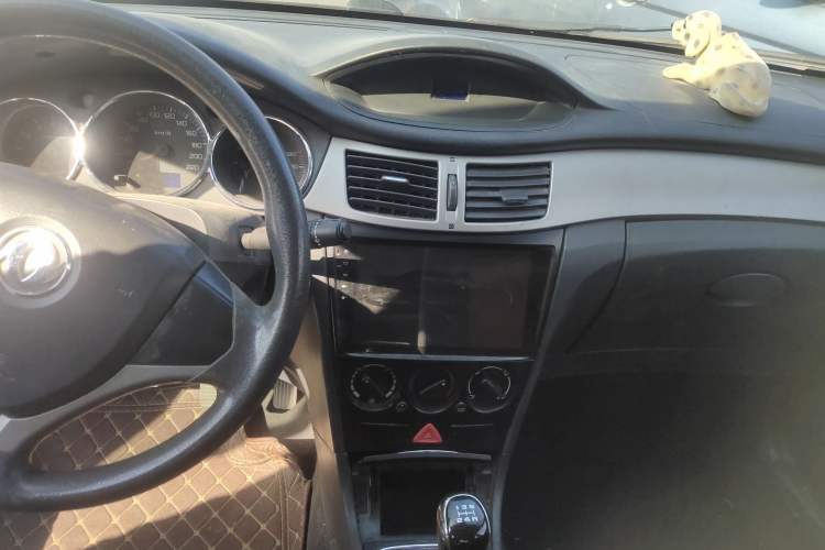 Used Dongfeng Aeolus H30 2014 CROSS 1.5L Manual Gratitude Edition
