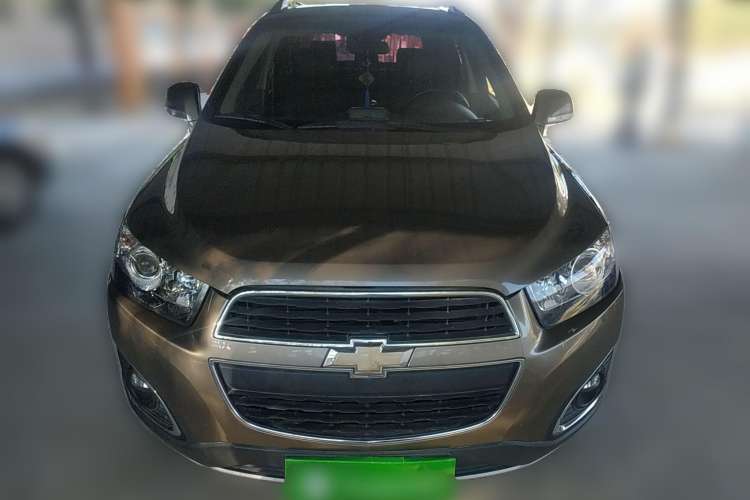 Used Chevrolet Captiva 2015 2.4L 4x4 Flagship Edition 7-Seater
