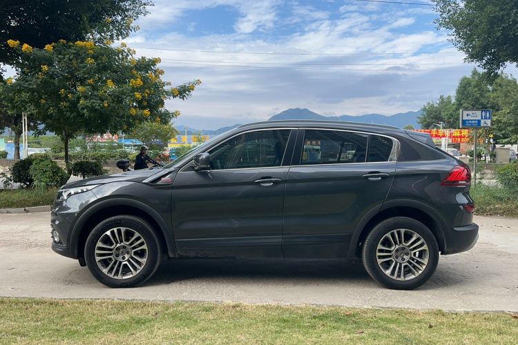 Used Qoros 5 2018 1.6T Automatic Prestige Model
