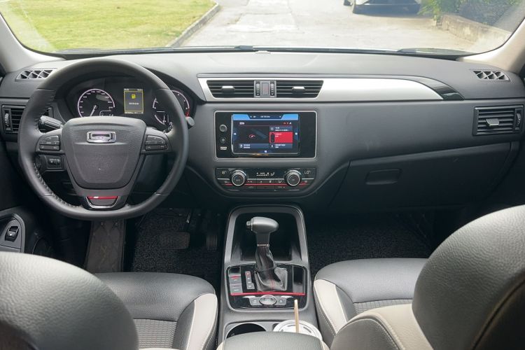 Used Qoros 5 2018 1.6T Automatic Prestige Model
