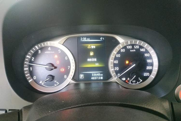 Used Nissan Terra 2018 2.5L Automatic 2WD Luxury Edition
