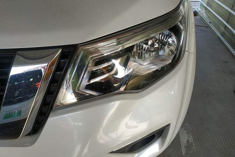 Used Nissan Terra 2018 2.5L Automatic 2WD Luxury Edition
