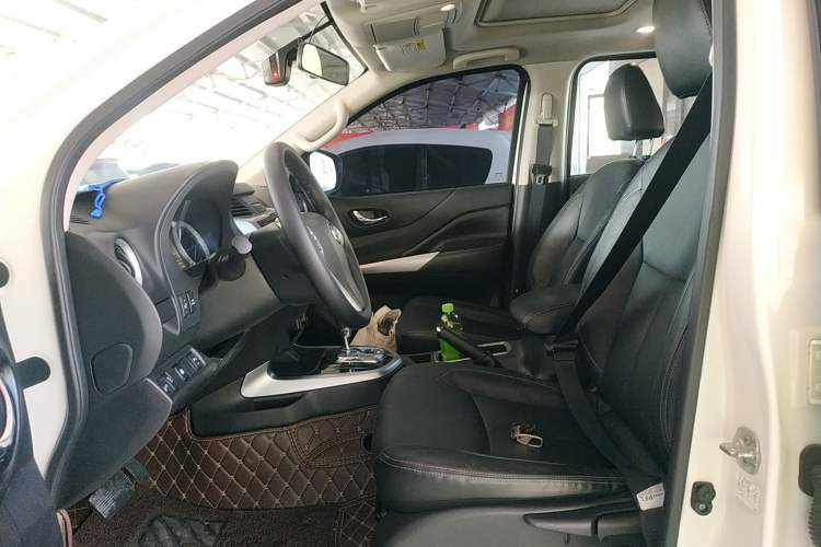 Used Nissan Terra 2018 2.5L Automatic 2WD Luxury Edition
