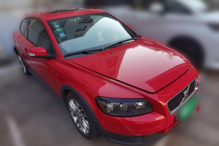 Used Volvo C30 2008 2.4i model