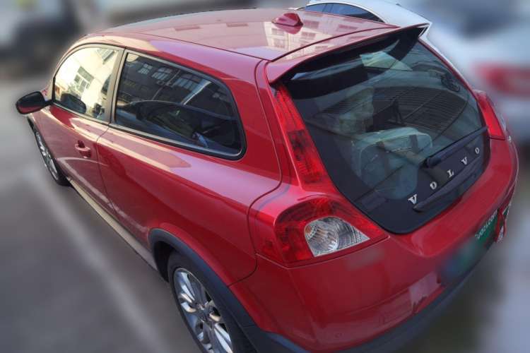 Used Volvo C30 2008 2.4i model