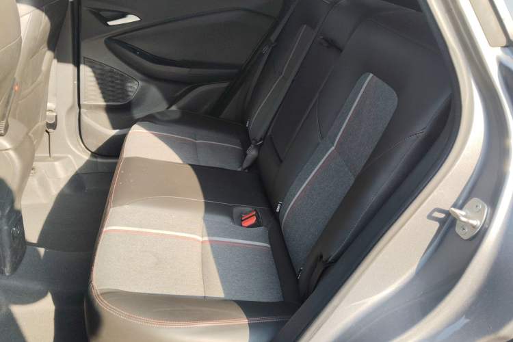 Used Chevrolet Trax 2019 Redline 325T Automatic Fun Edition China VI Standard
