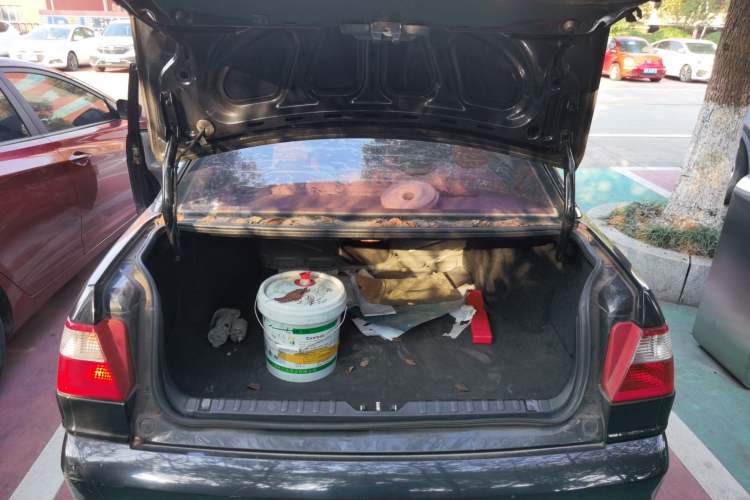 Used Volkswagen Santana Vista 2008 1.8L Manual Sishang Model