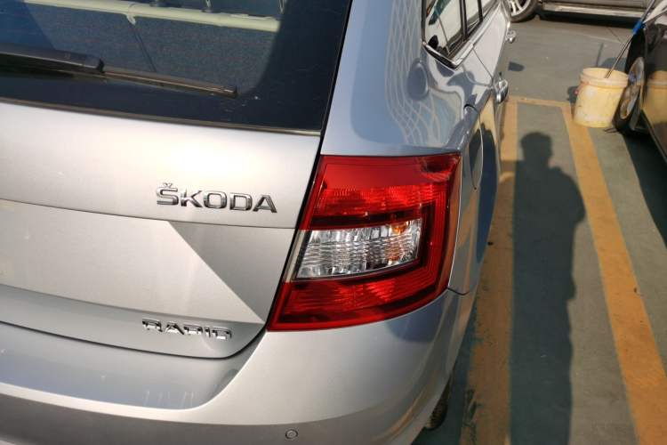 Used Skoda Rapid Spaceback 2014 1.4 TSI DSG Comfort Edition
