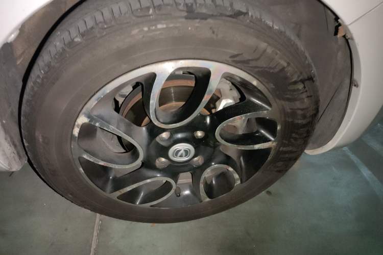 Used CHANGAN Benni 2015 1.4L IMT Luxury Model China IV
