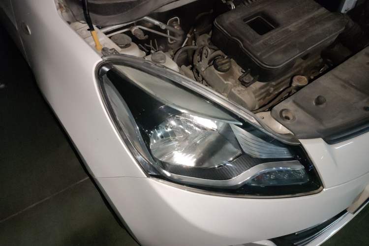 Used CHANGAN Benni 2015 1.4L IMT Luxury Model China IV
