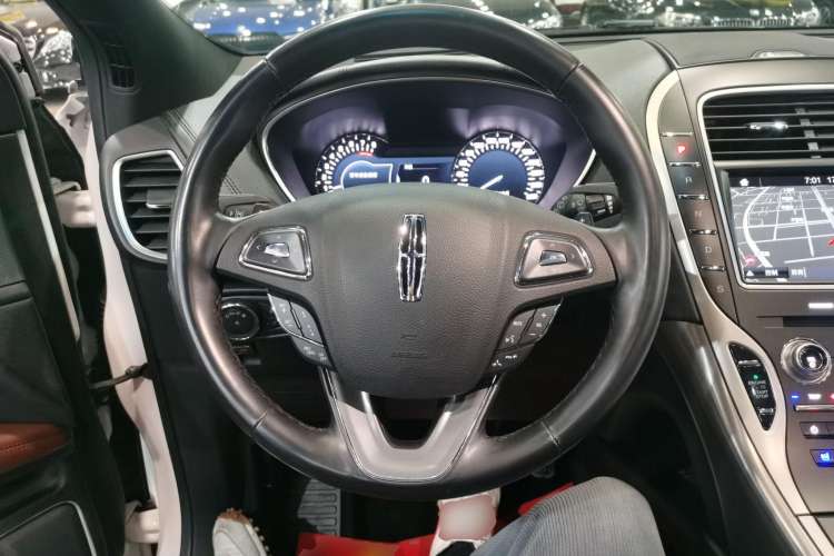 Used Lincoln MKX 2017 2.0T Four-Wheel Drive Zunya Edition
