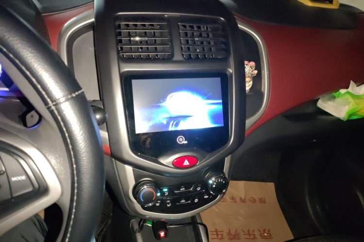 Used CHANGAN Benni 2015 1.4L IMT Luxury Model China IV
