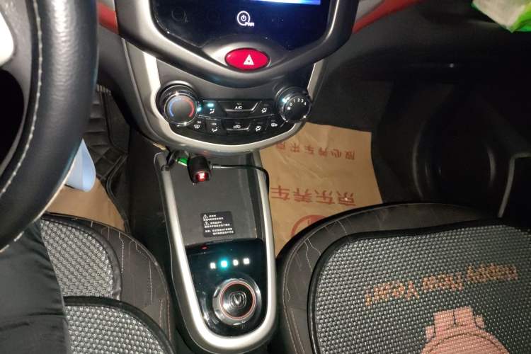 Used CHANGAN Benni 2015 1.4L IMT Luxury Model China IV
