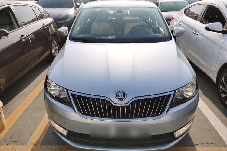 Used Skoda Rapid Spaceback 2014 1.4 TSI DSG Comfort Edition
