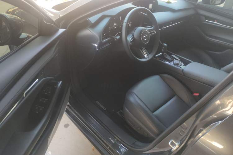 Used Mazda Mazda 3 Axela 2022 2.0L Automatic Zhi Rui Edition