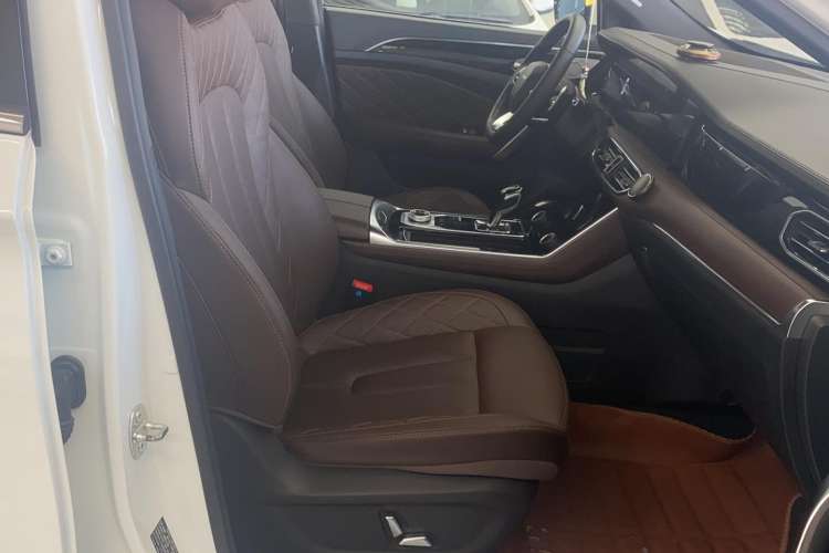 Used JETOUR X95 2020 1.6T DCT Love Pro Edition 7 Seats