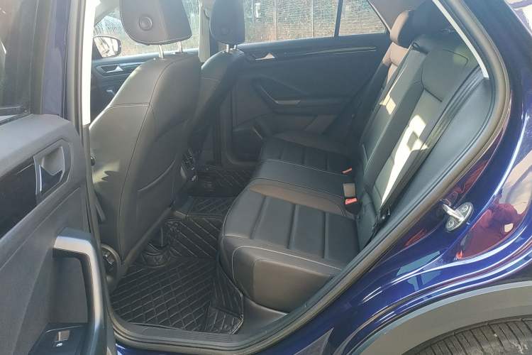 Used Volkswagen T-ROC 2020 280TSI DSG Two-Wheel Drive Comfort Version
