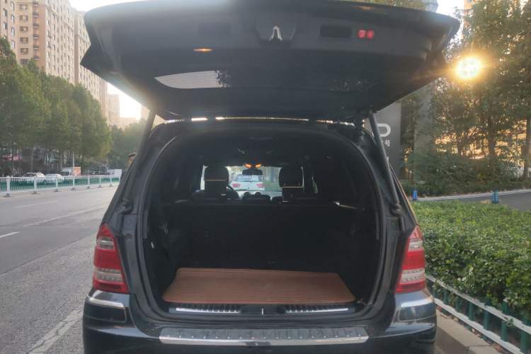 Used Mercedes-Benz GL-Class 2011 GL 450 Prestige Grand Edition Trunk