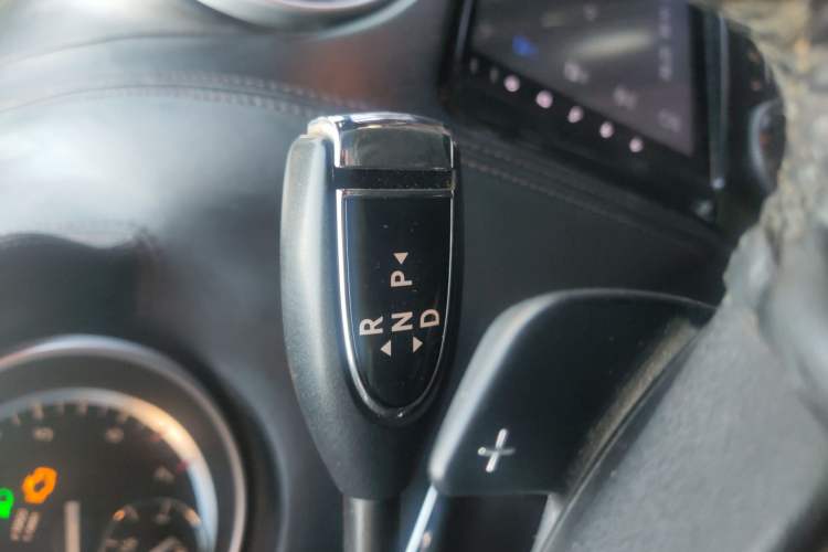 Used Mercedes-Benz GL-Class 2011 GL 450 Prestige Grand Edition Gear Lever