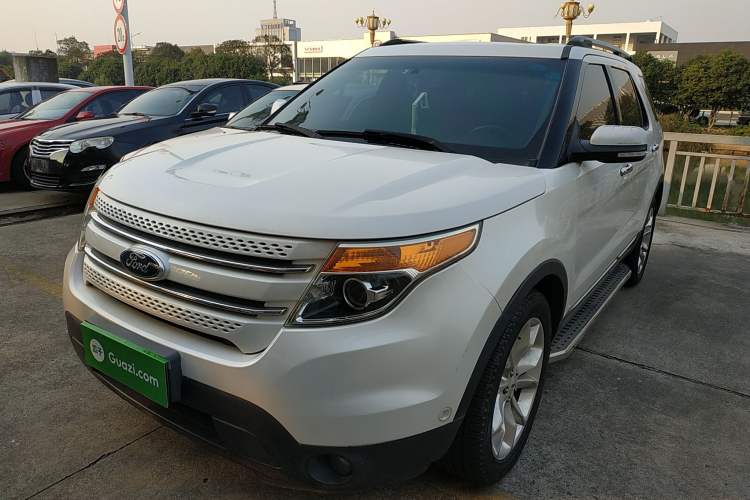 Used Ford Explorer 2013 3.5L Deluxe Model