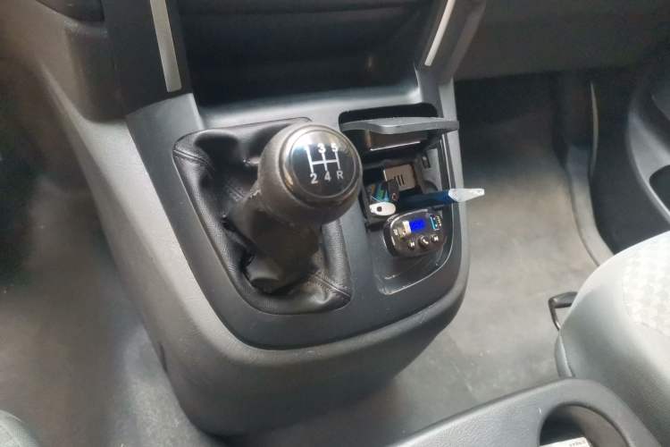 Used Jinbei Express 2018 2.0L Standard Version V19