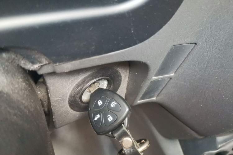 Used Jinbei Express 2018 2.0L Standard Version V19