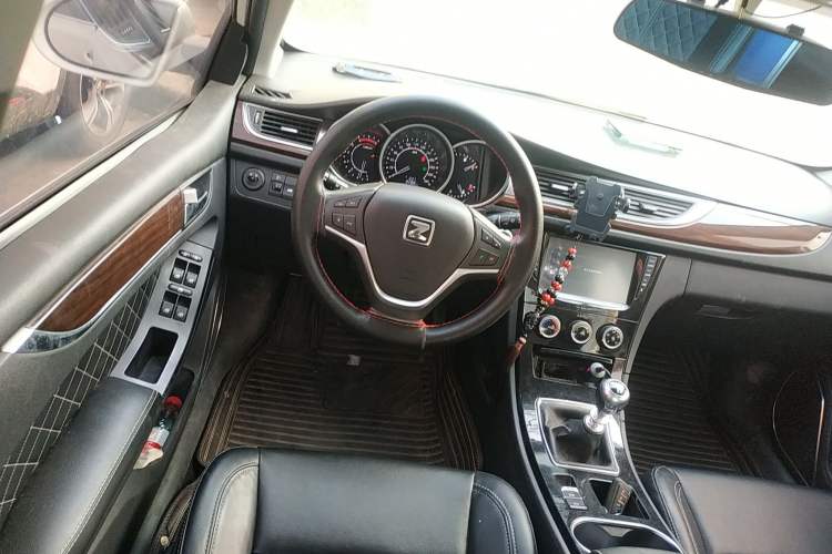 Used Zotye Z500 2015 1.5T Manual Luxury Model